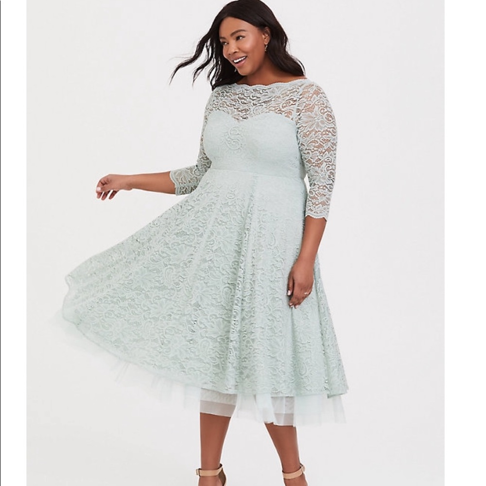 SPECIAL OCCASION MINT GREEN LACE SKATER DRESS